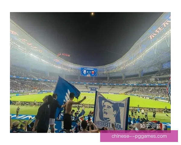 上海海港凭借96球强势卫冕2024赛季中超冠军力压上海申花